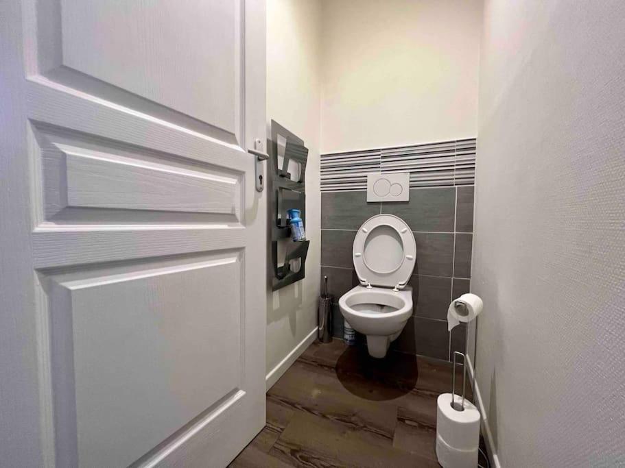Appartement Renove / 7Prsn / Proche Gare Viotte Besançon Esterno foto